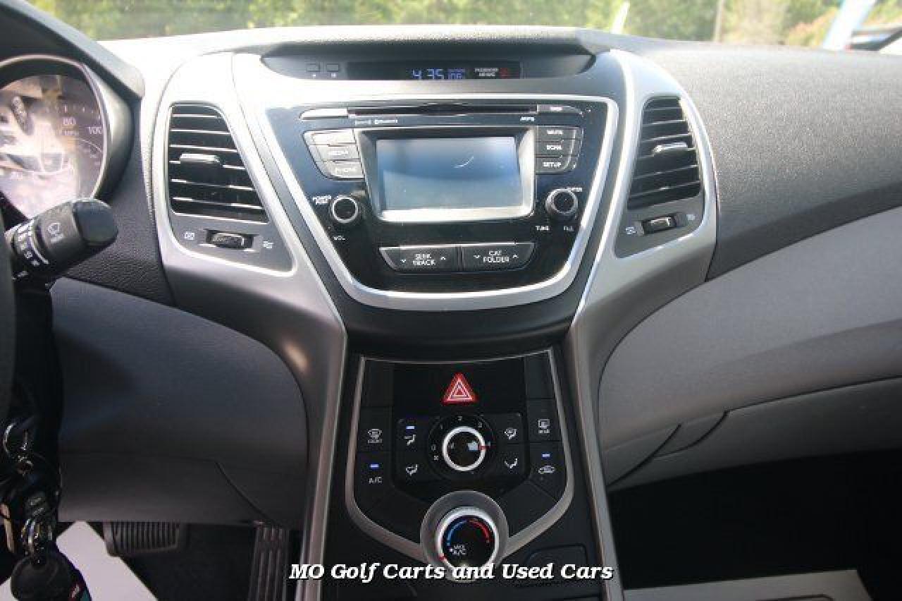 2015 HYUNDAI Elantra VIN 5NPDH4AE0FH634982 photo 11