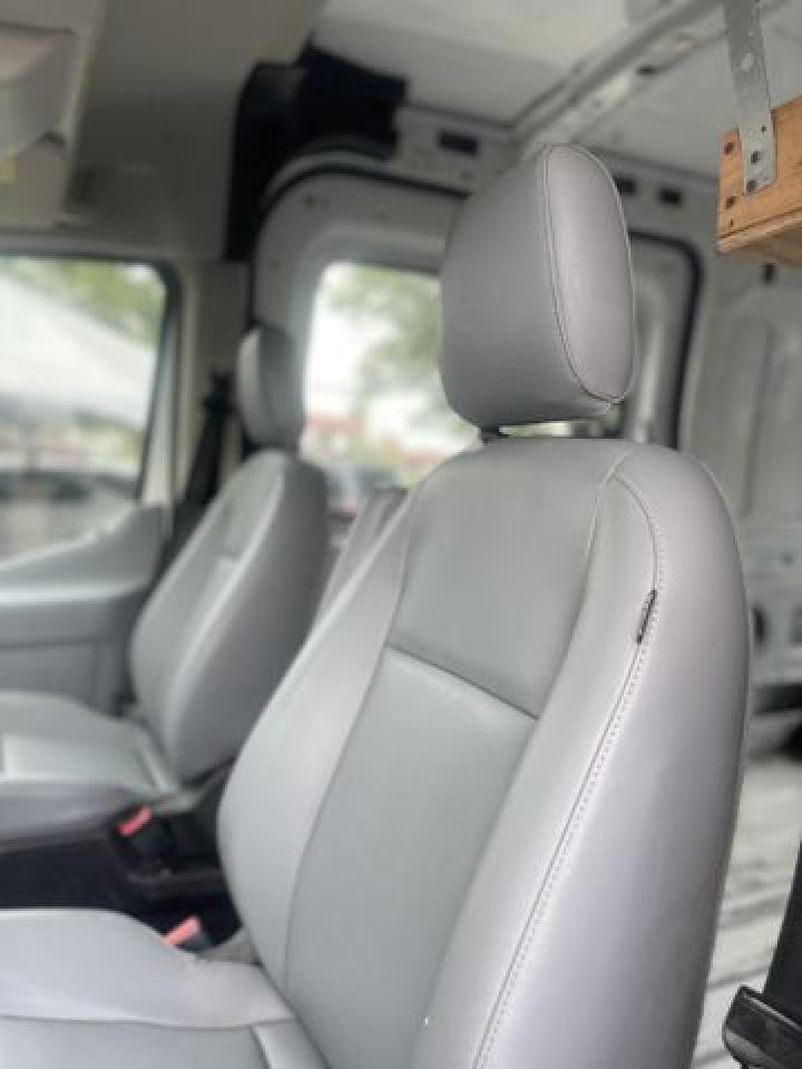 2016 Ford Transit VIN 1FTYR2CM1GKA99428 photo 8