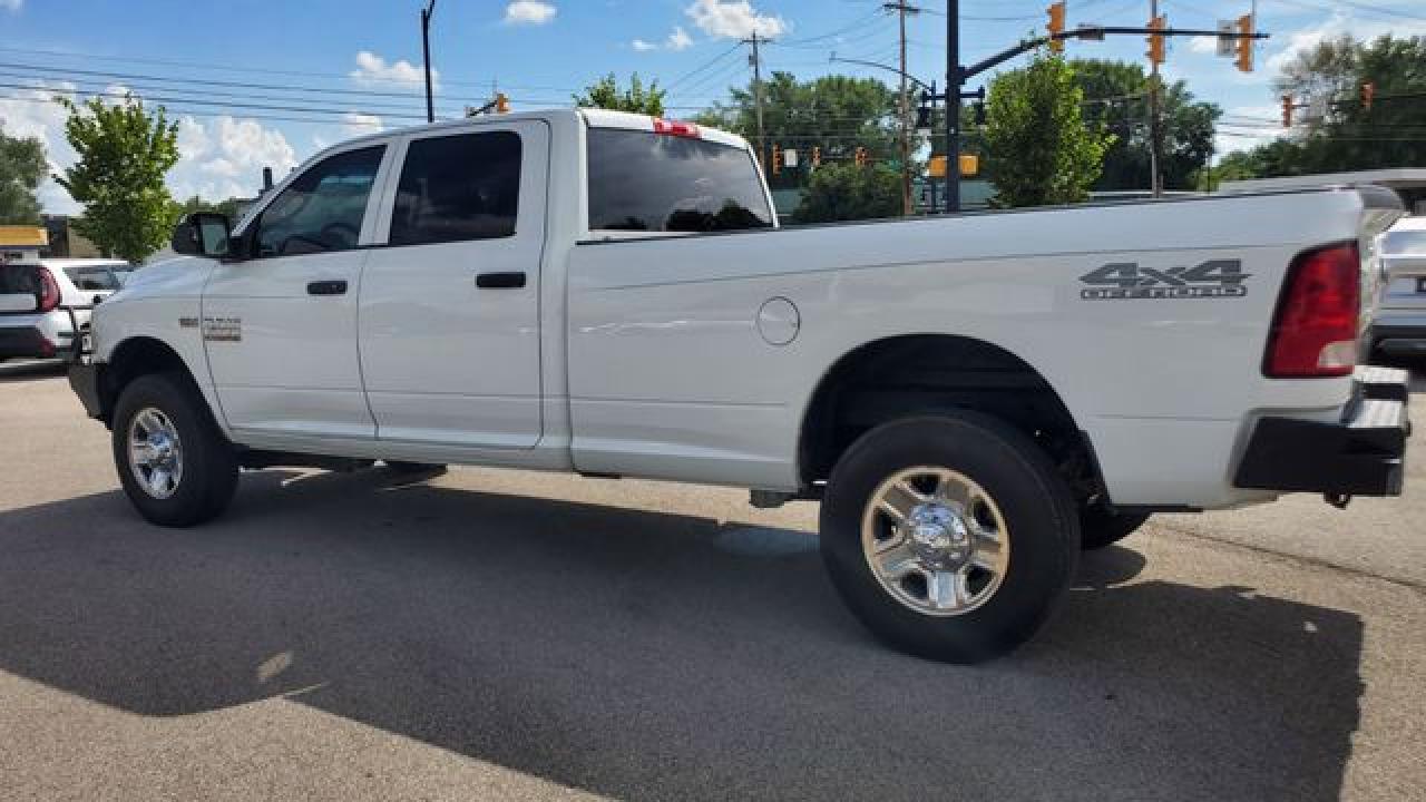 2017 Ram 2500 st VIN 3C6UR5HJ7HG502228 photo 6