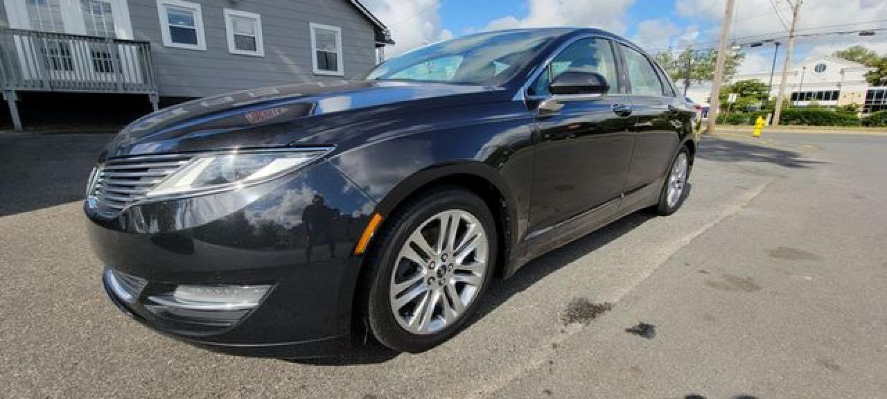2014 Lincoln Mkz VIN 3LN6L2G93ER827625 photo 2