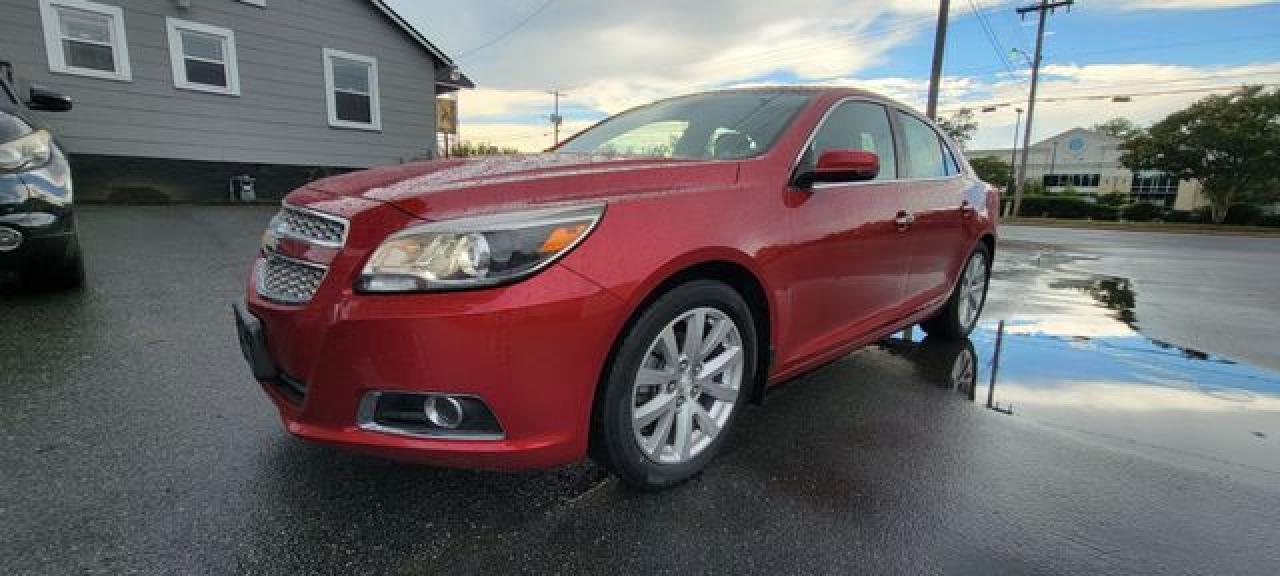 2013 Chevrolet Malibu VIN 1G11H5SA4DF205123 photo 2