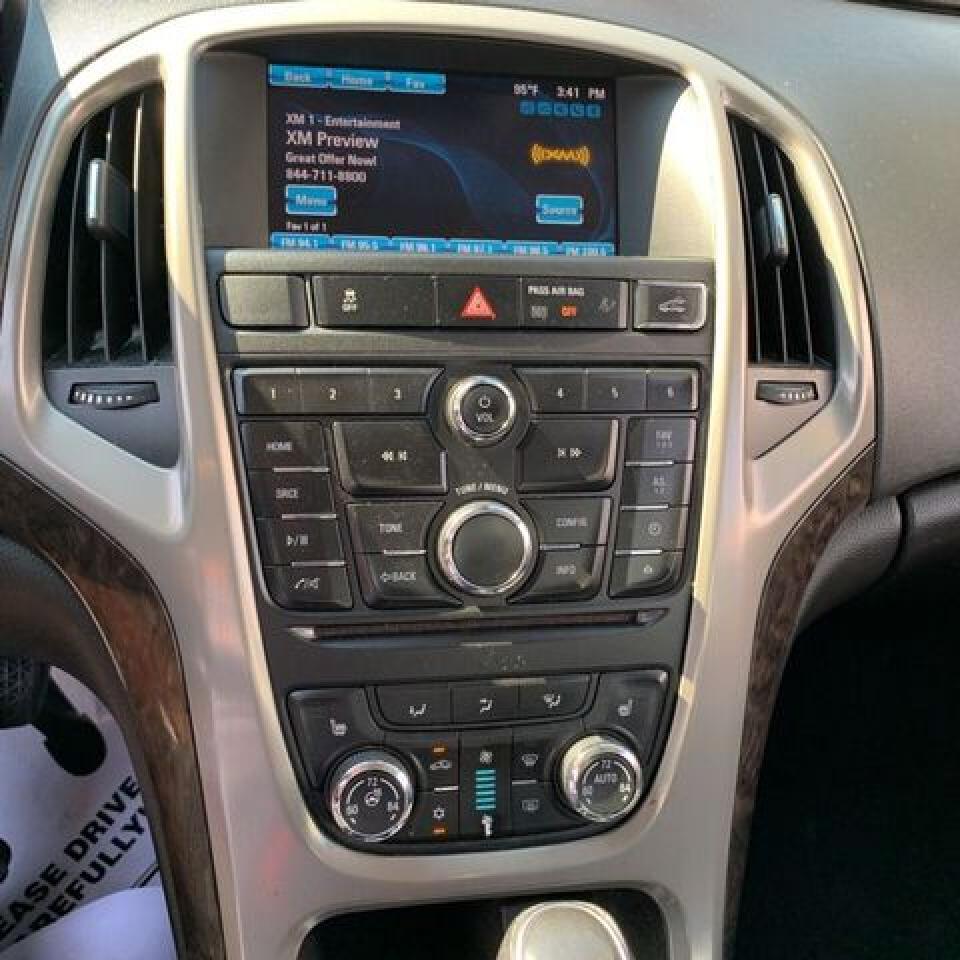 2017 Buick Verano VIN 1G4PS5SK9H4110324 photo 8