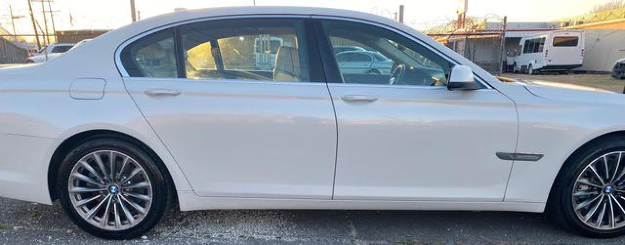 2012 BMW 7 series VIN WBAKB4C54CC575428 photo 6