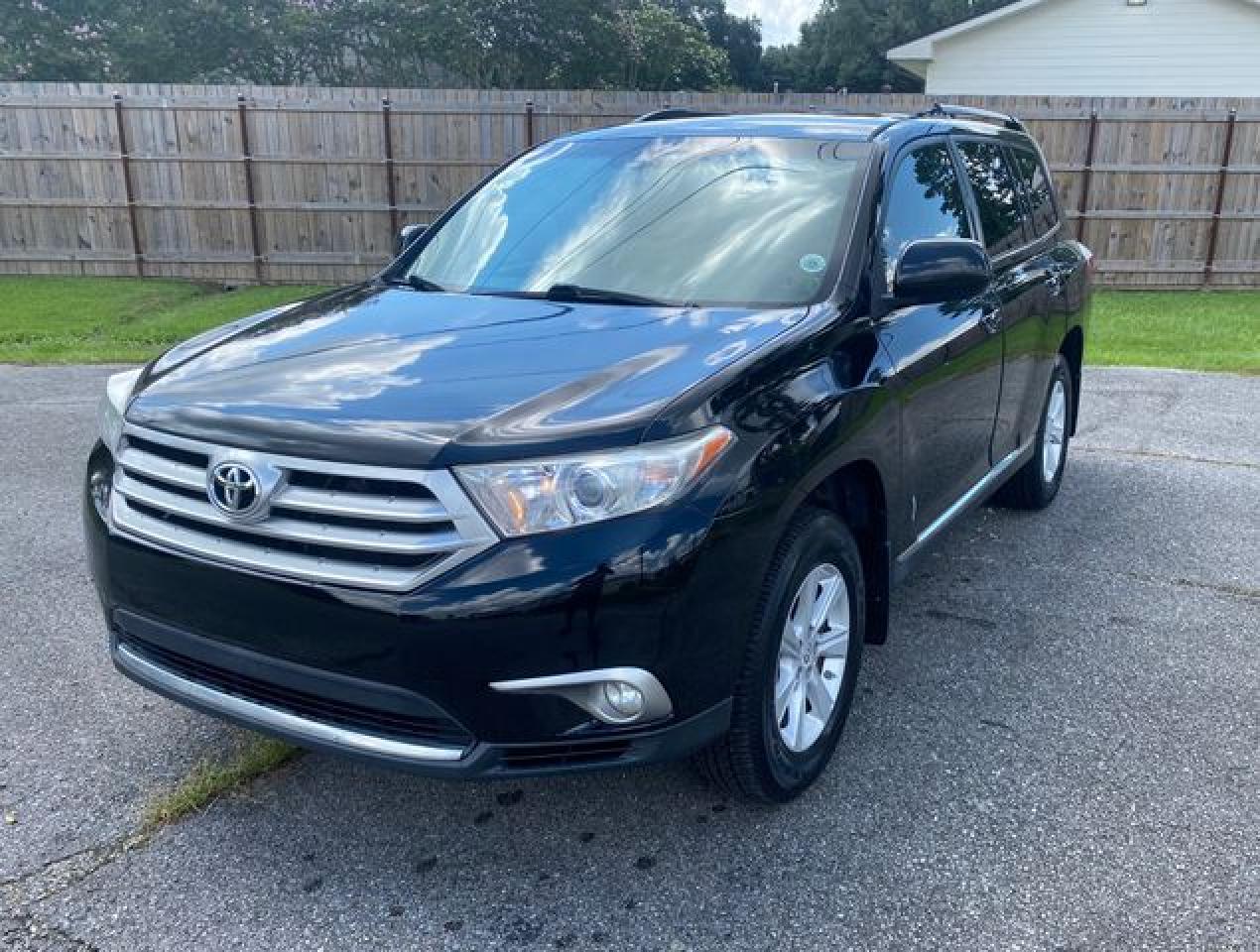 2012 Toyota Highlander VIN 5TDZA3EH8CS024617 photo 2