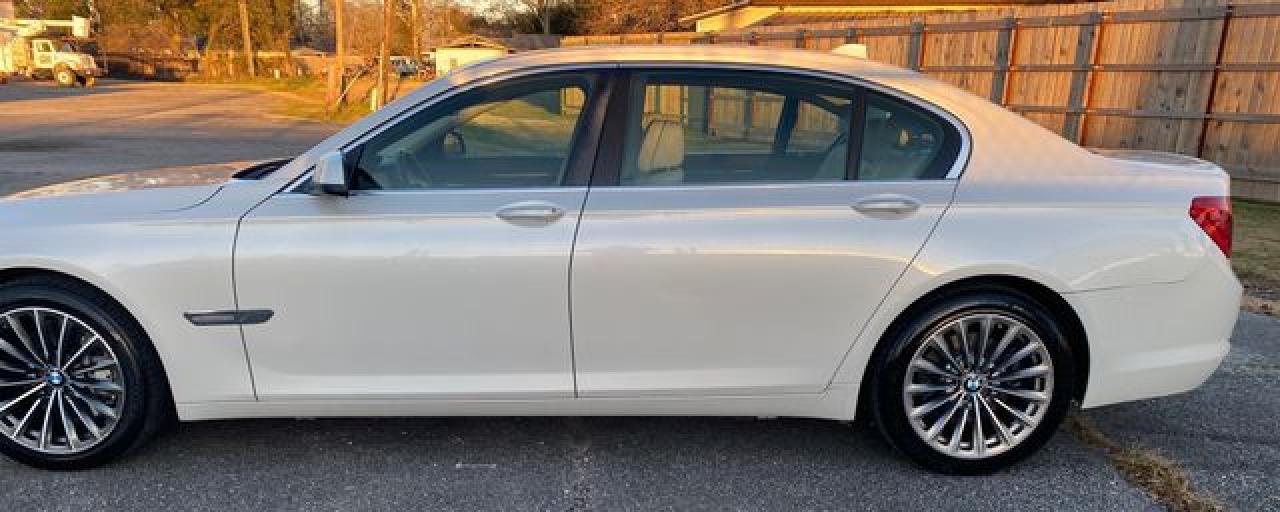 2012 BMW 7 series VIN WBAKB4C54CC575428 photo 9