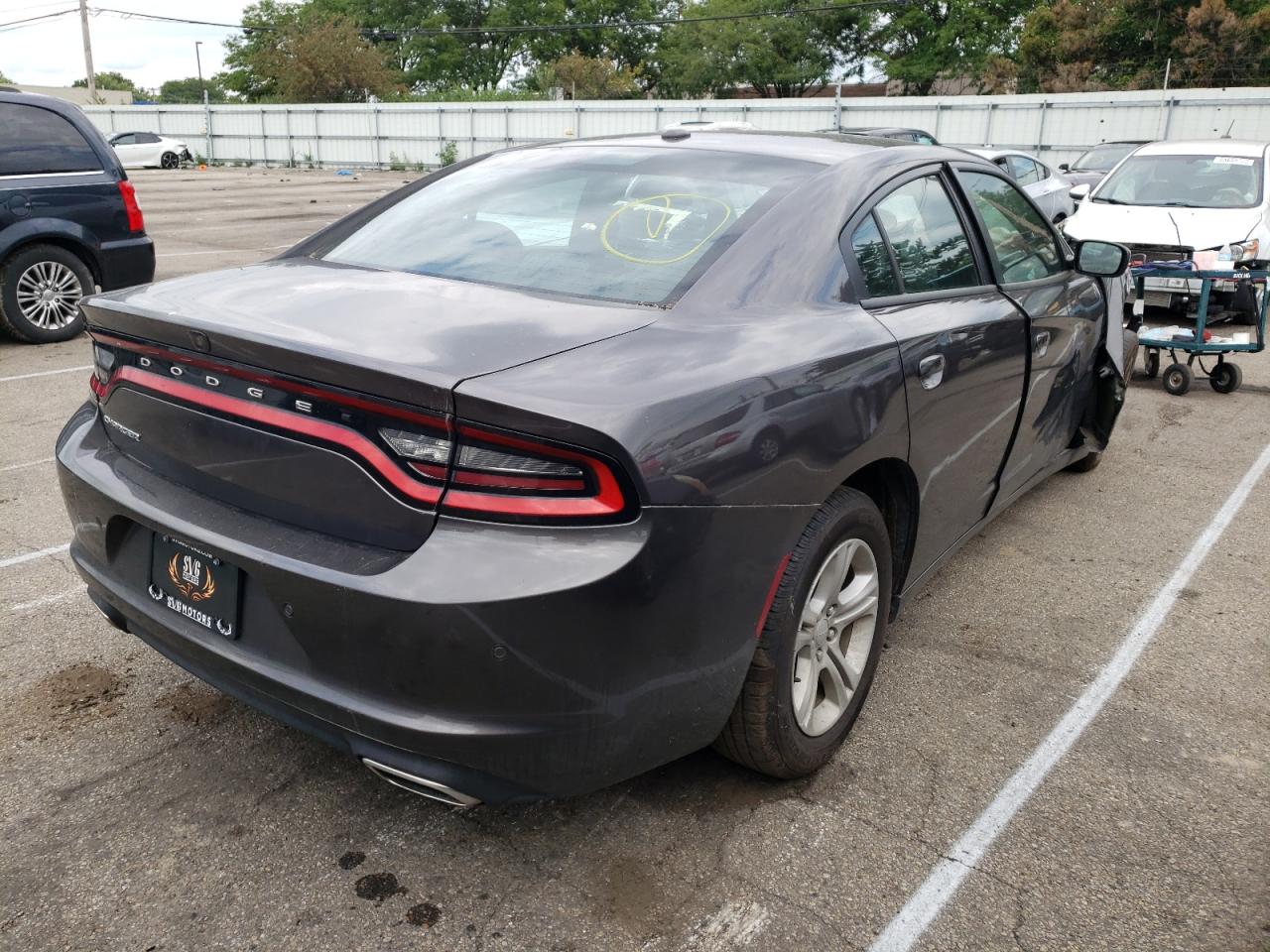 2019 Dodge Charger VIN 2C3CDXBG2KH711173 photo 4