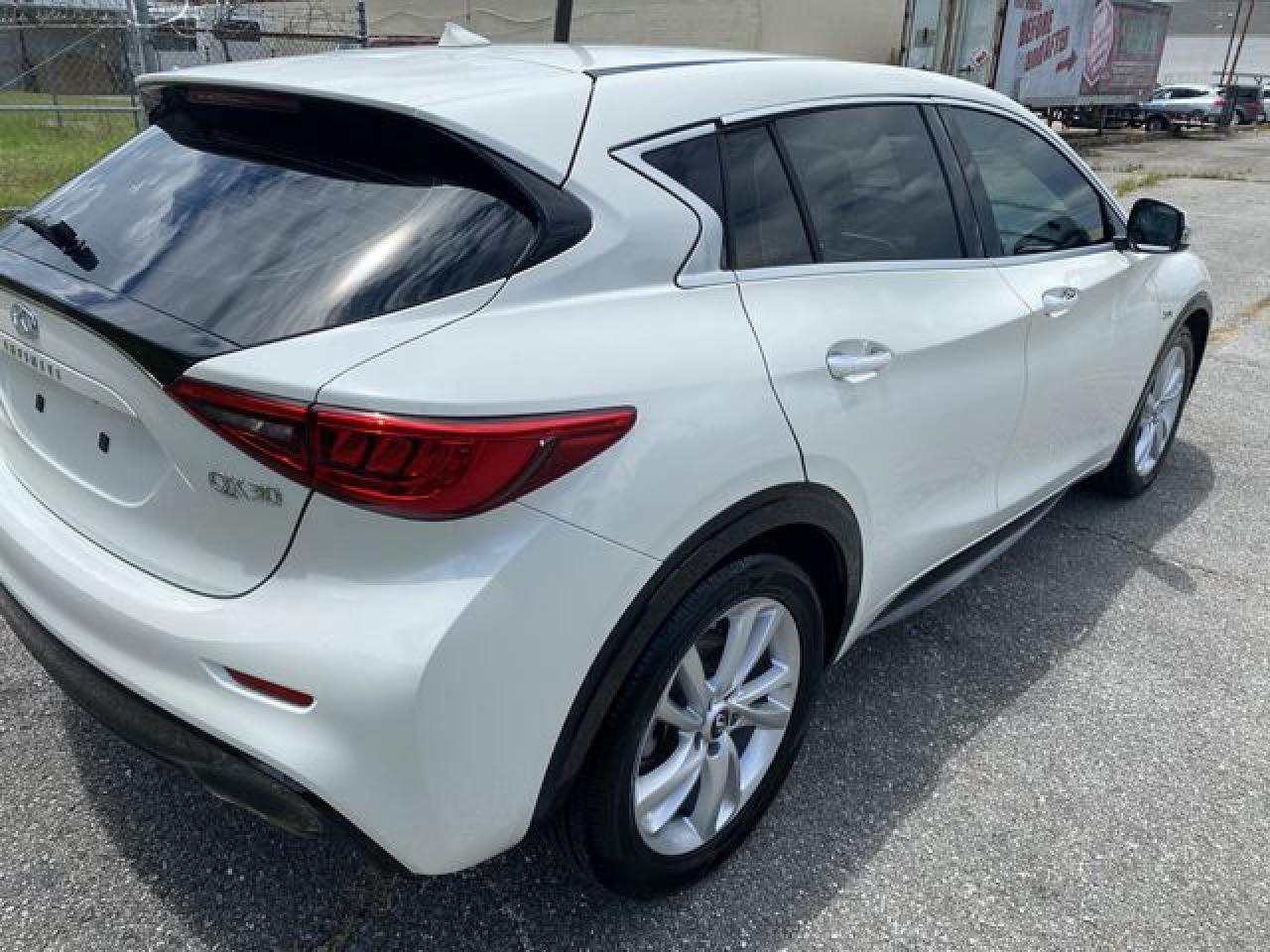 2017 Infiniti Qx30 VIN SJKCH5CP2HA038778 photo 7