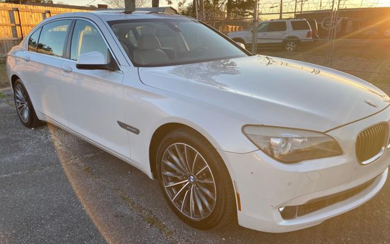 2012 BMW 7 series VIN WBAKB4C54CC575428 photo 4