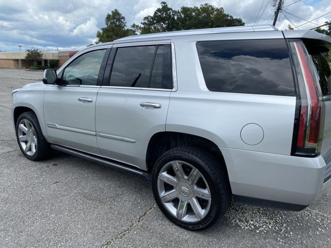 2016 Cadillac Escalade VIN 1GYS3CKJ9GR439446 photo 6