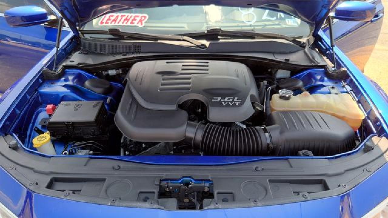 2018 Chrysler 300 VIN 2C3CCAAG5JH191244 photo 3
