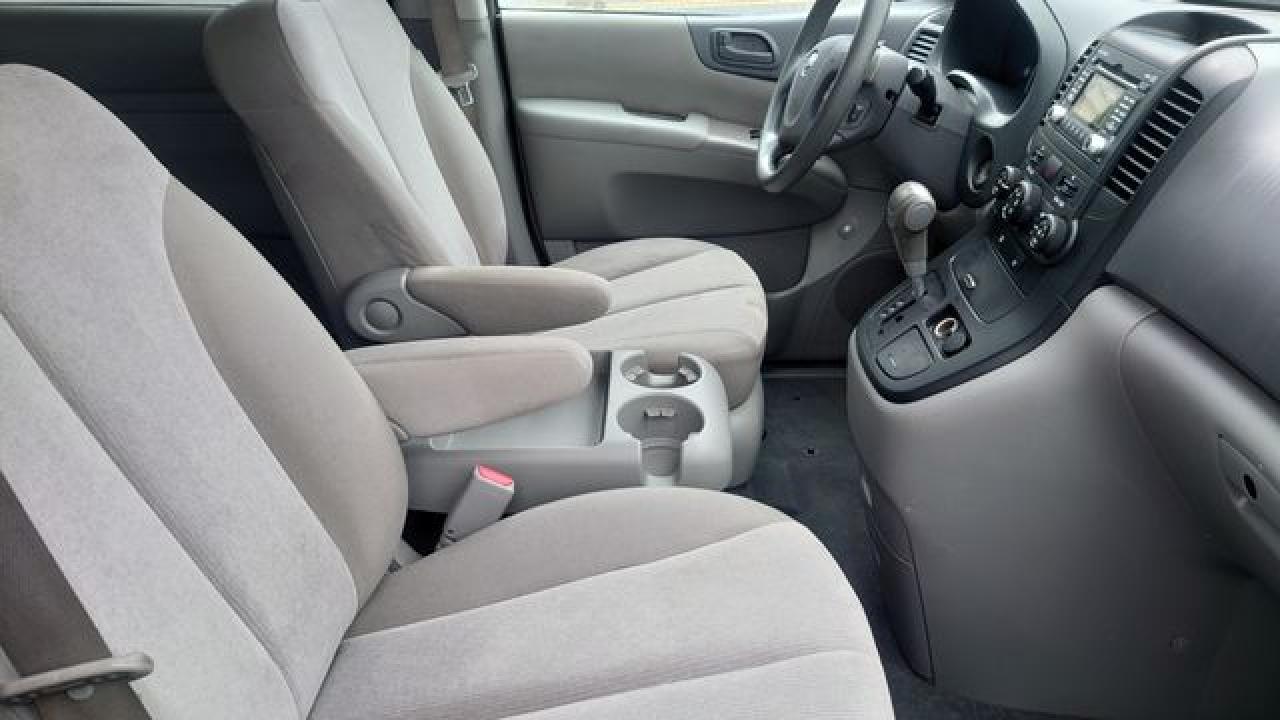 2012 Kia Sedona lx VIN KNDMG4C75C6458258 photo 10