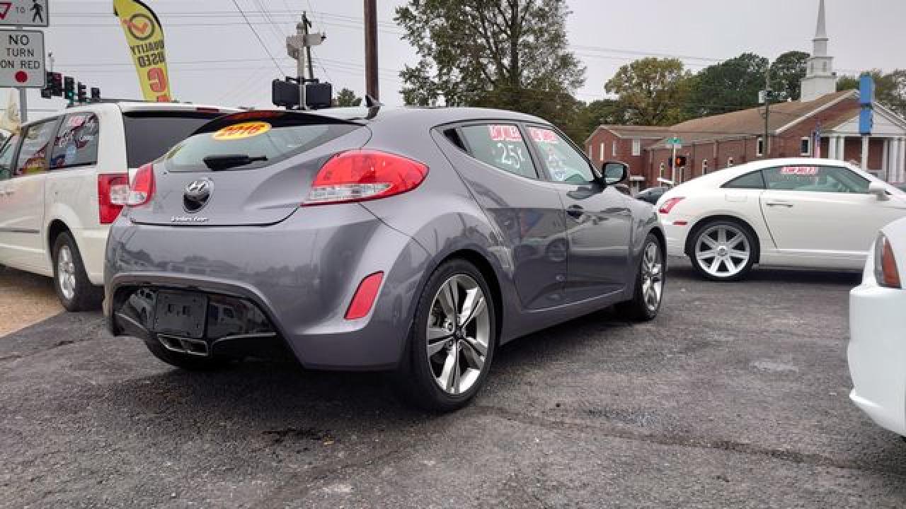 2016 Hyundai Veloster VIN KMHTC6AD8GU304376 photo 3