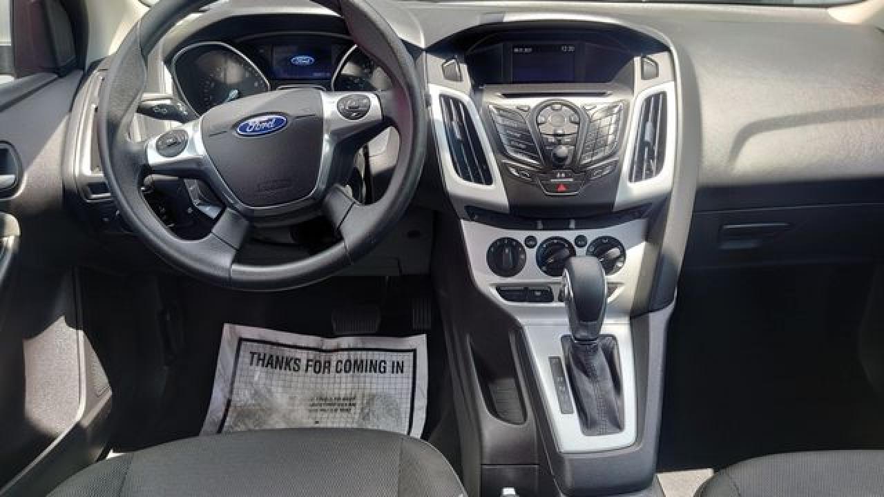 2014 Ford Focus VIN 1FADP3K29EL368878 photo 8