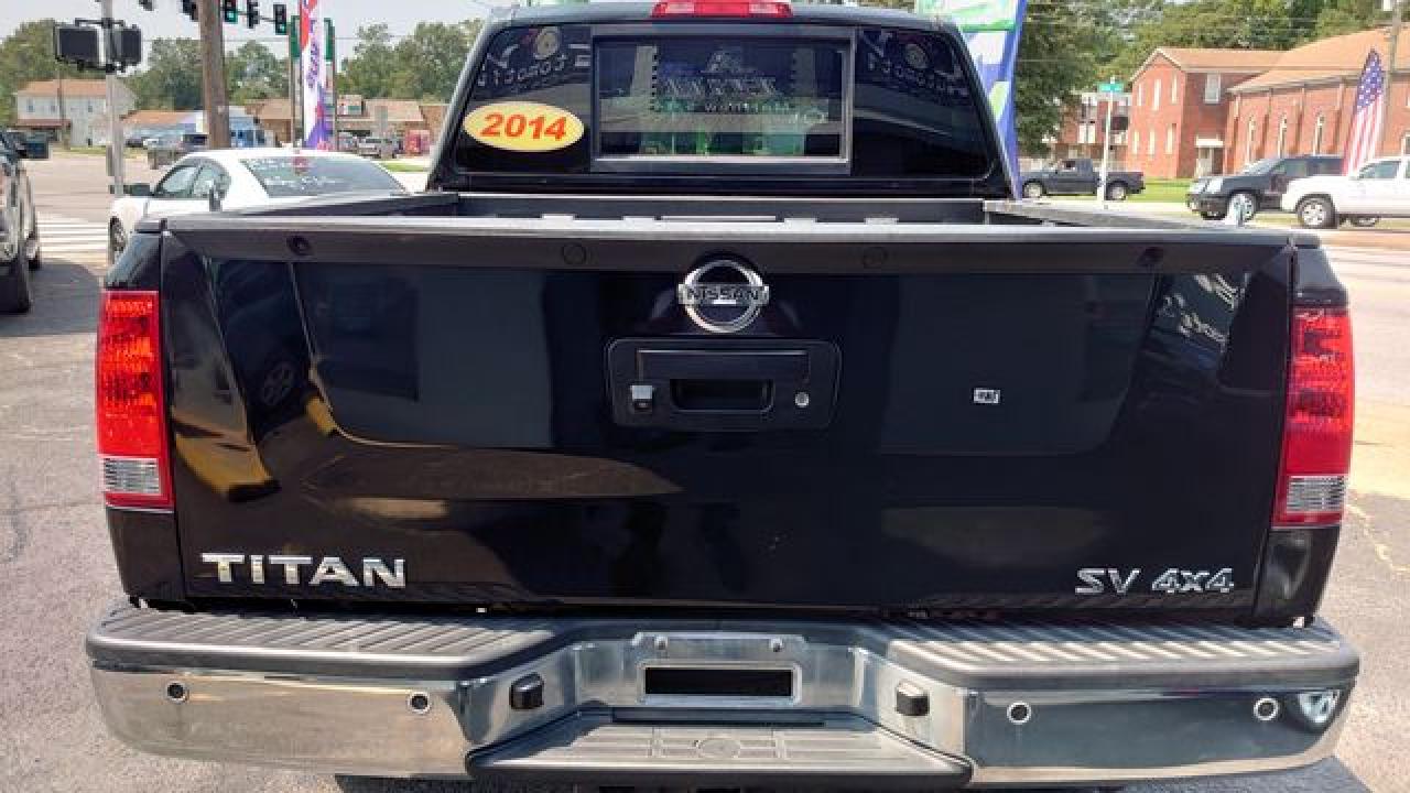 2014 Nissan TITAN VIN 1N6AA0EC7EN514701 photo 10