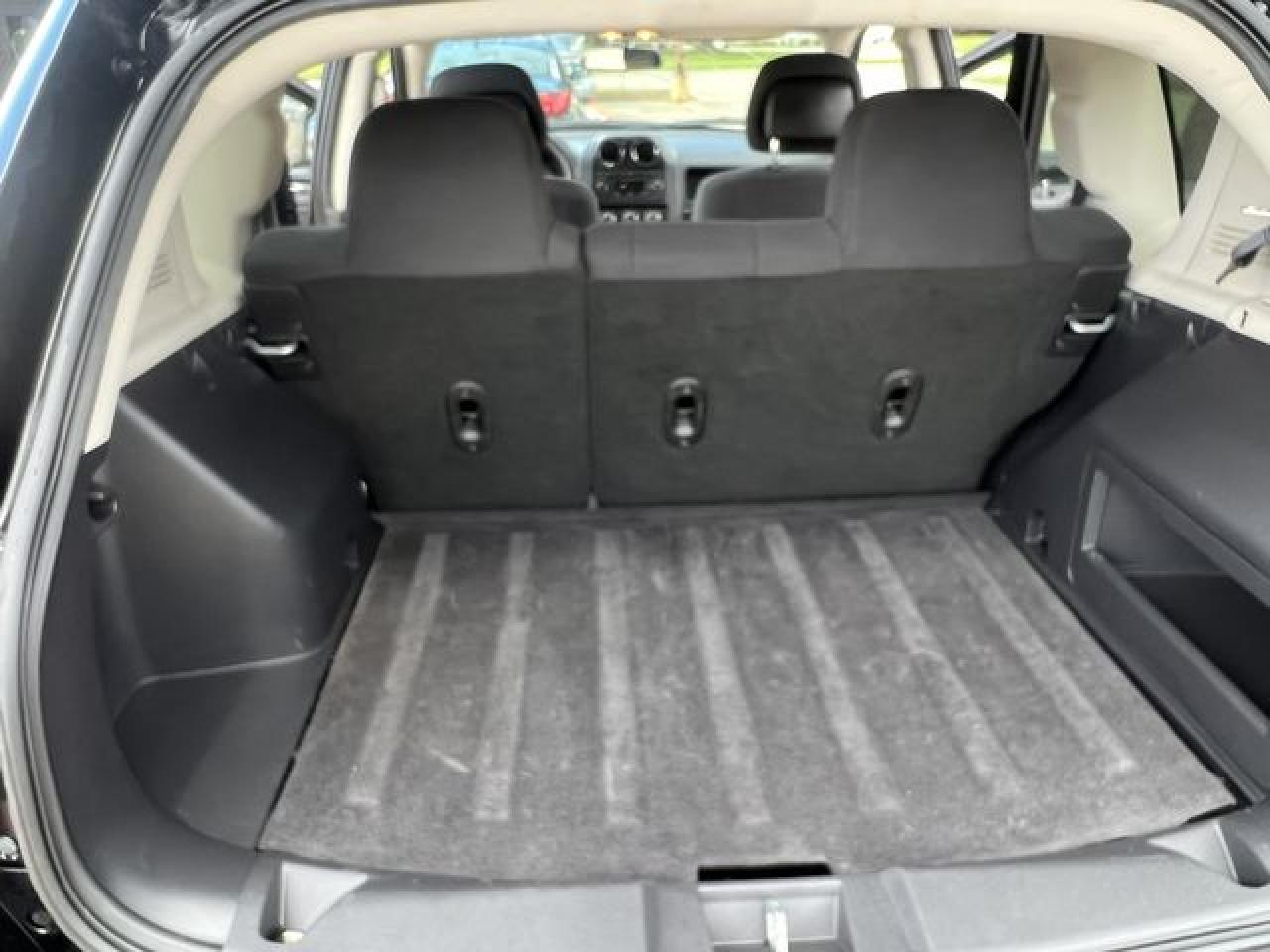 2012 Jeep Compass VIN 1C4NJDBB6CD661926 photo 9