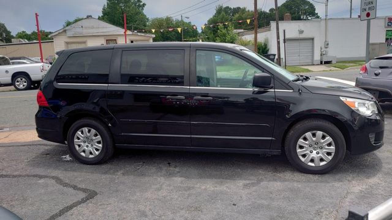 2012 Volkswagen Routan VIN 2C4RVAAG7CR293819 photo 7
