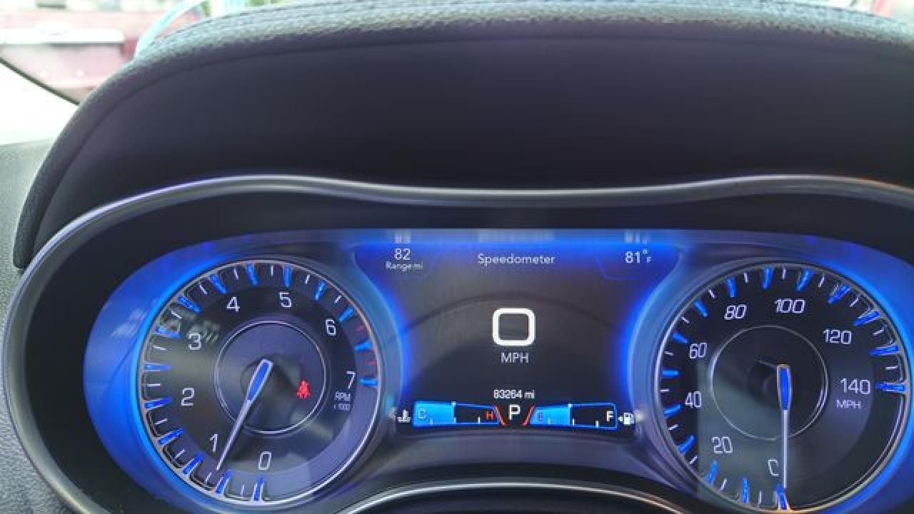 2018 Chrysler 300 VIN 2C3CCAAG5JH191244 photo 7