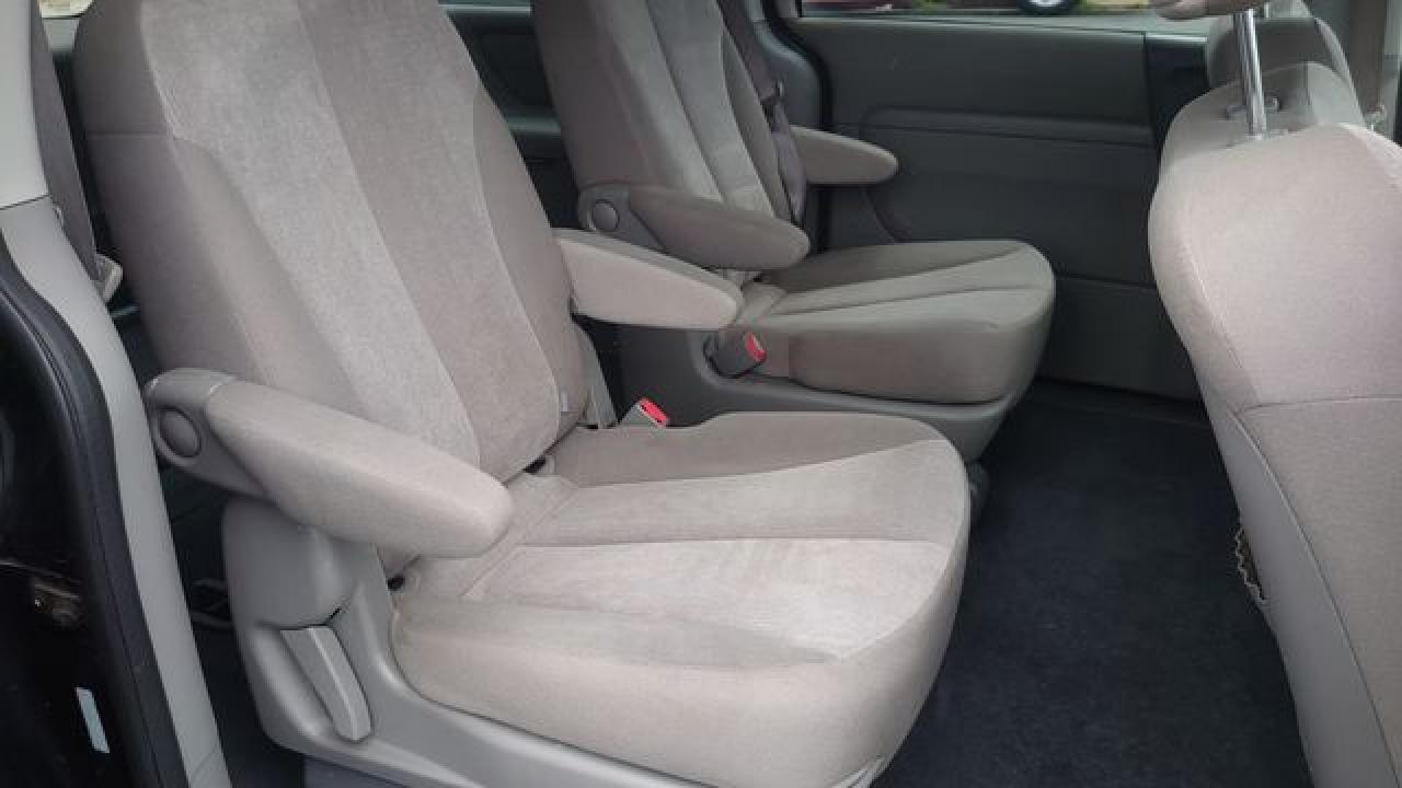 2012 Kia Sedona lx VIN KNDMG4C75C6458258 photo 9