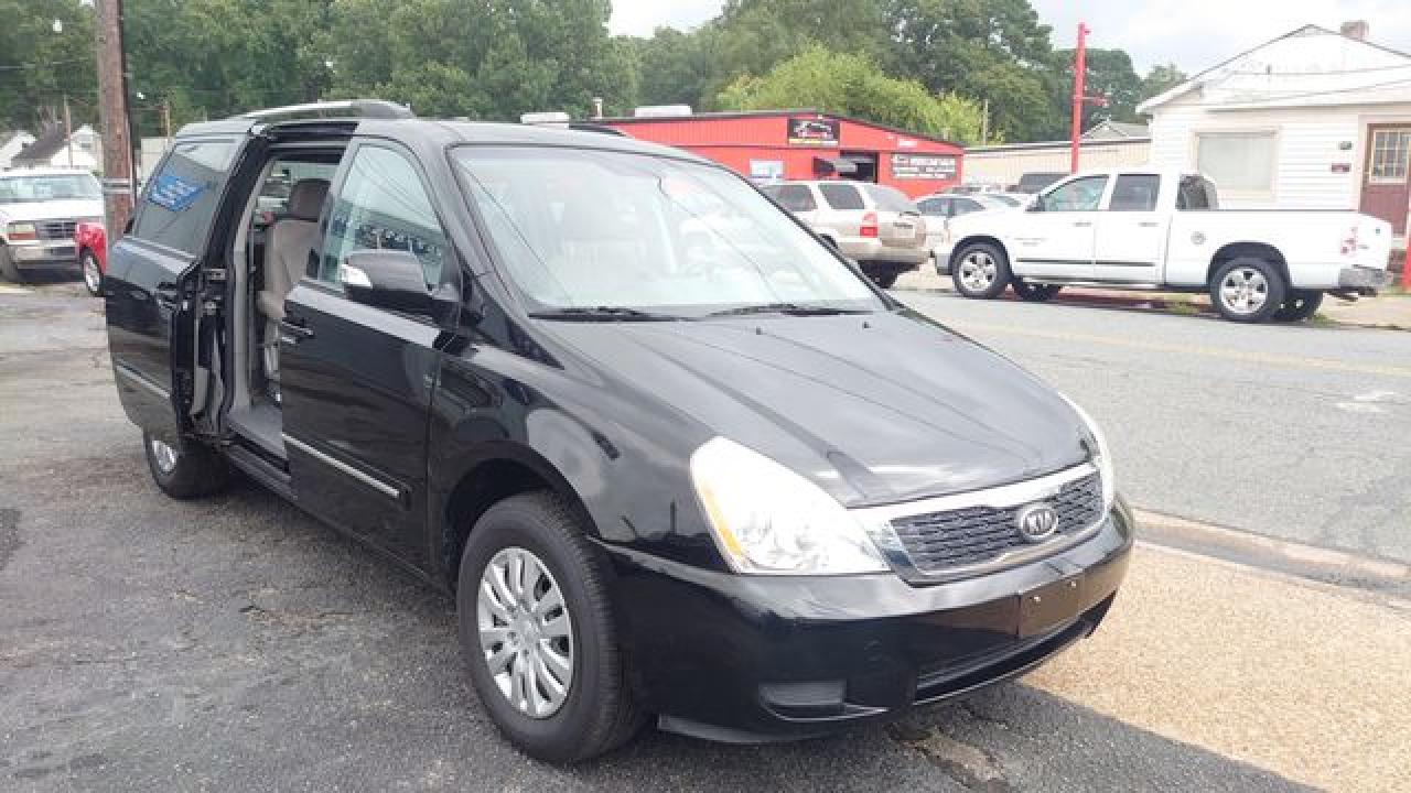 2012 Kia Sedona lx VIN KNDMG4C75C6458258 photo 2