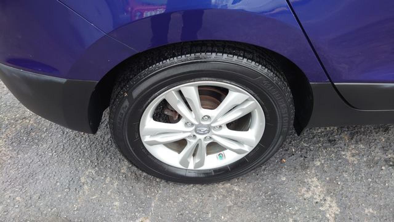 2012 Hyundai Tucson VIN KM8JU3AC5CU391626 photo 10