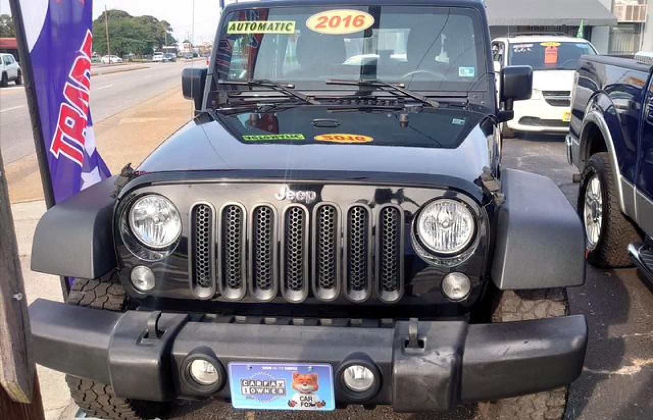 2016 Jeep Wrangler unlimited VIN 1C4BJWDG2GL177500 photo 1