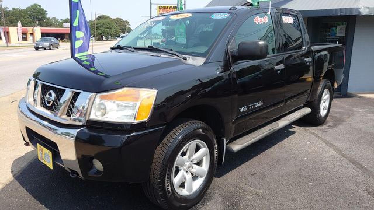 2014 Nissan TITAN VIN 1N6AA0EC7EN514701 photo 1