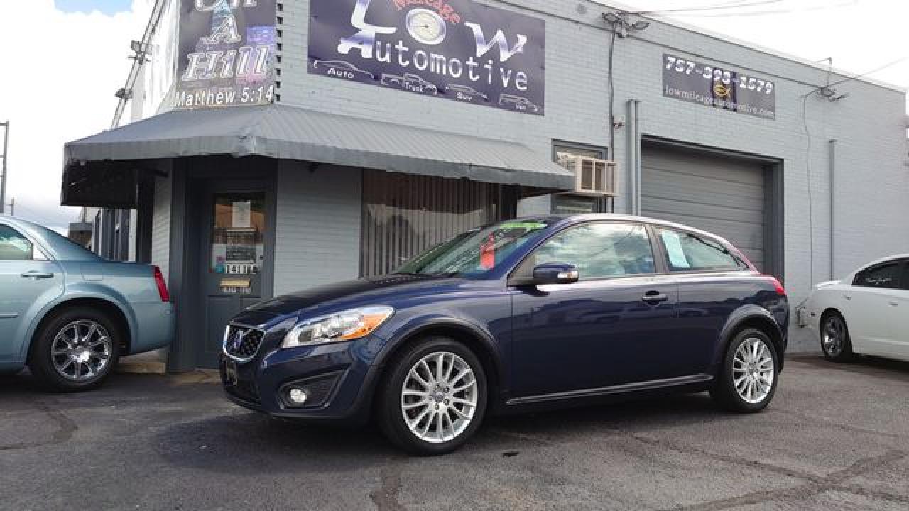 2012 Volvo C30 VIN YV1672MK6C2278014 photo 2