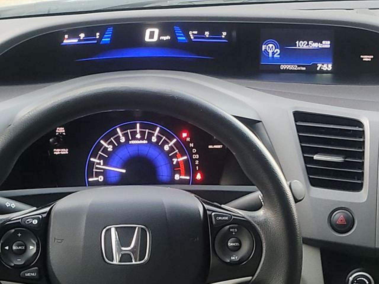 2012 Honda Civic VIN 19XFB2F58CE351303 photo 11