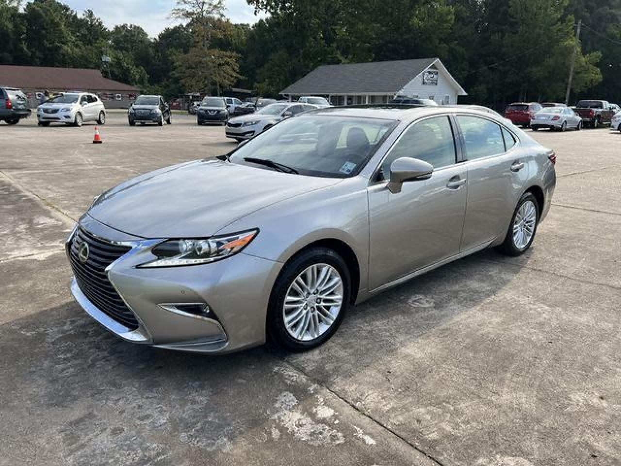 2016 Lexus ES350 VIN JTHBK1GG1G2216528 photo 1