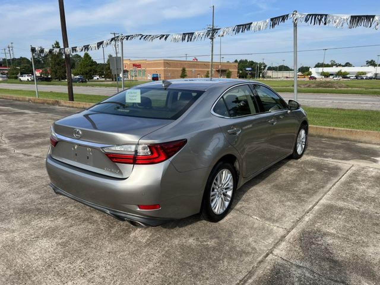 2016 Lexus ES350 VIN JTHBK1GG1G2216528 photo 3