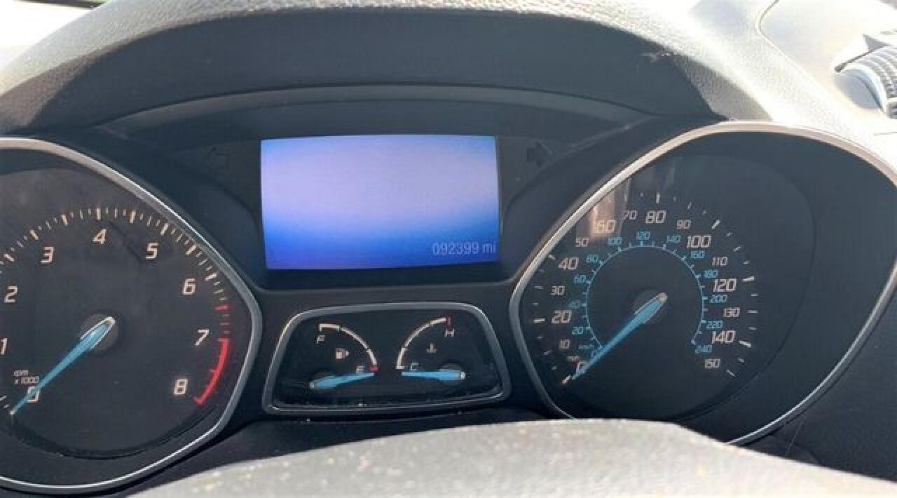 2013 Ford Escape VIN 1FMCU0GXXDUB93808 photo 3