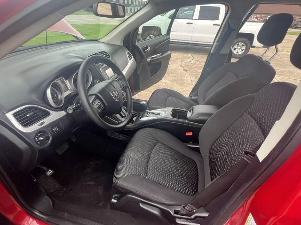 2018 Dodge Journey VIN 3C4PDCABXJT527407 photo 6