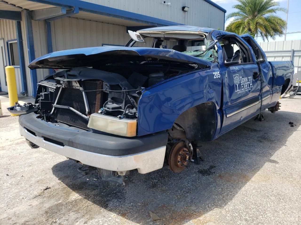 2004 Chevrolet Silverado 1500 VIN 1GCEC19V24Z318852 photo 2