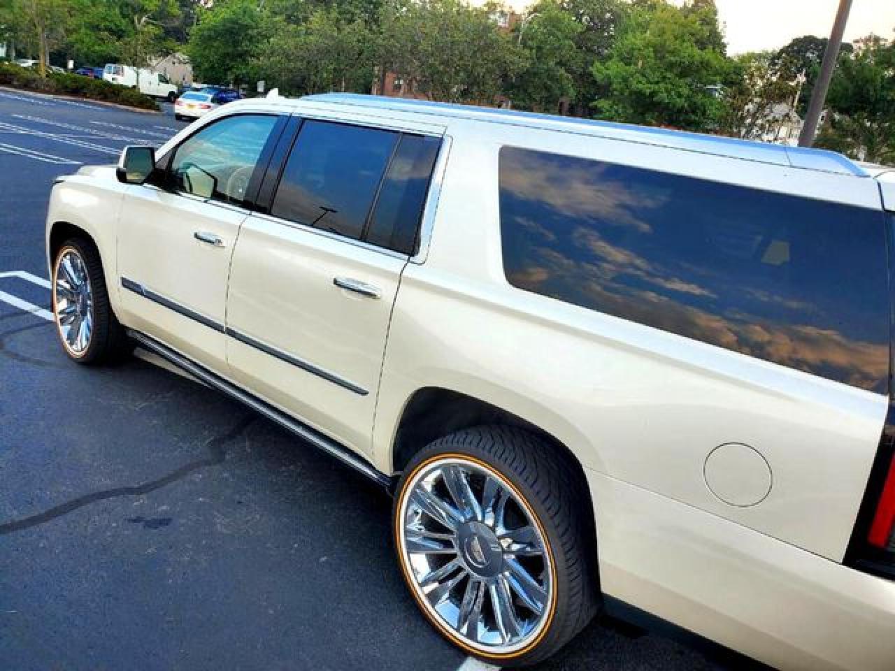 2016 Cadillac Escalade VIN 1GYS3KKJ1GR375199 photo 9