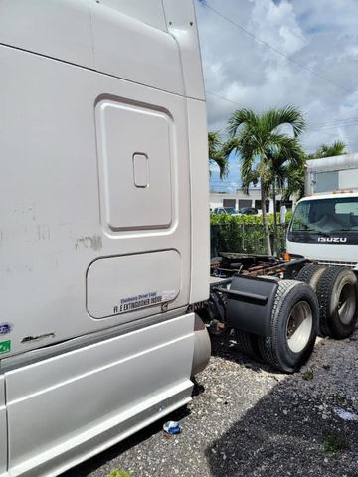 2013 FREIGHTLINER CASCADIA 125 VIN 1FUJGLBG3DLFE6783 photo 3