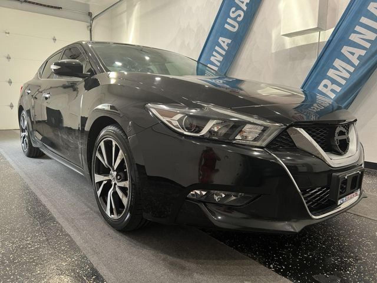 2017 Nissan Maxima VIN 1N4AA6AP8HC441228 photo 2