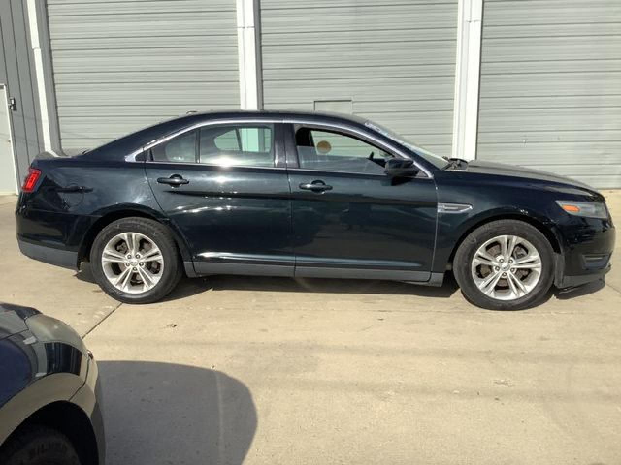 2014 Ford Taurus VIN 1FAHP2E86EG133729 photo 10