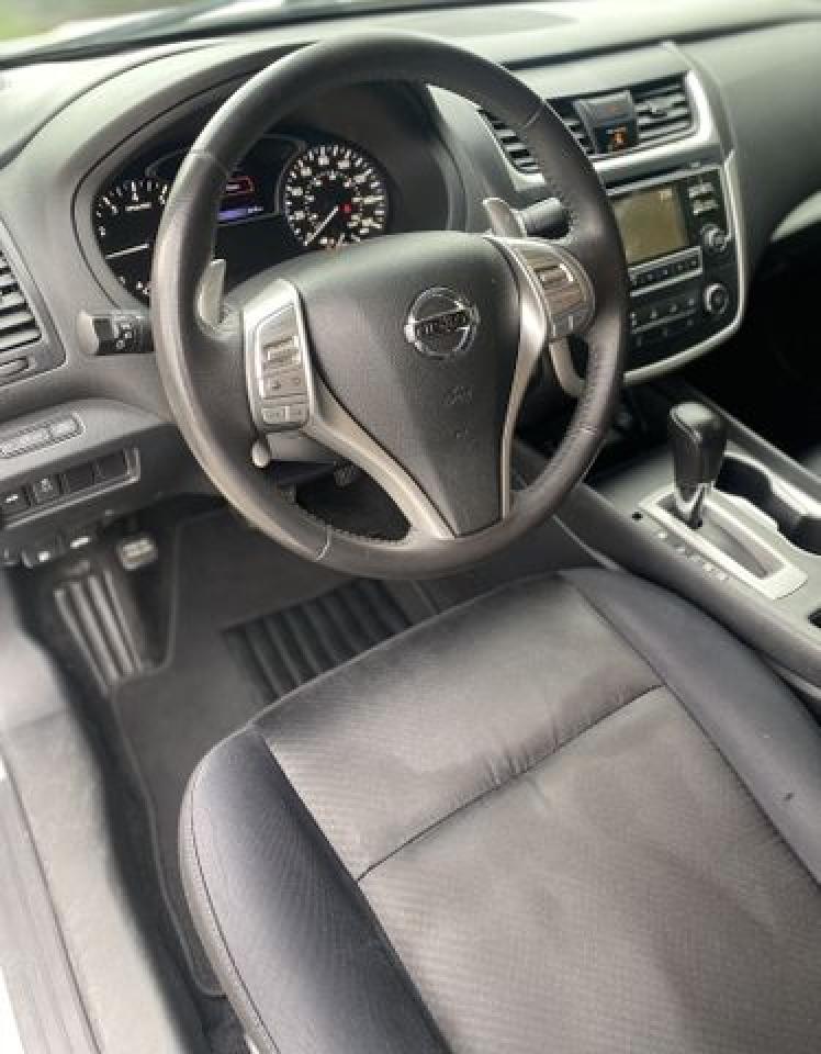 2017 Nissan Altima VIN 1N4AL3AP2HC181997 photo 12