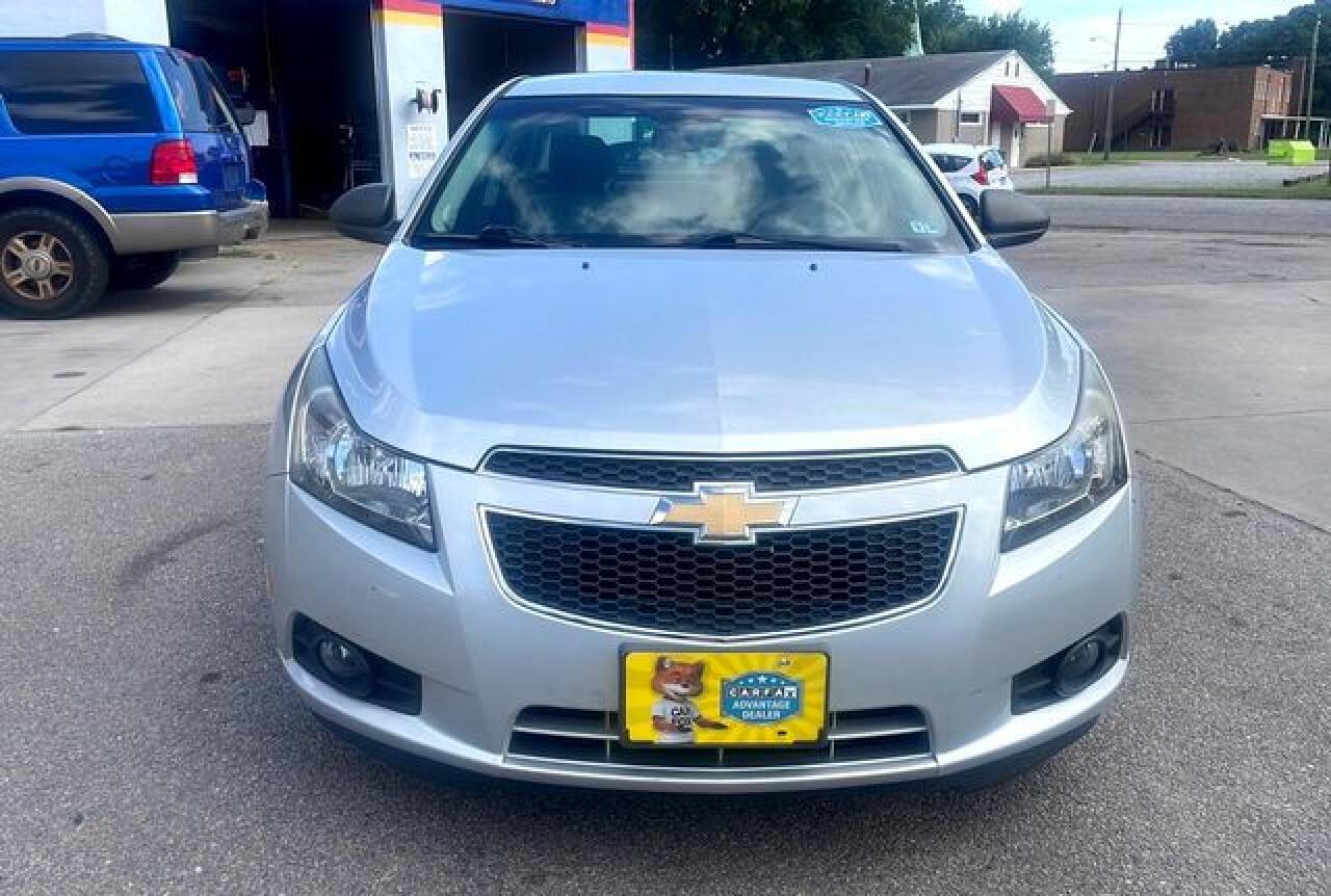2013 Chevrolet Cruze VIN 1G1PA5SG8D7293669 photo 8