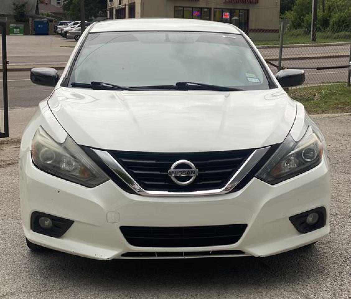 2017 Nissan Altima VIN 1N4AL3AP2HC181997 photo 2