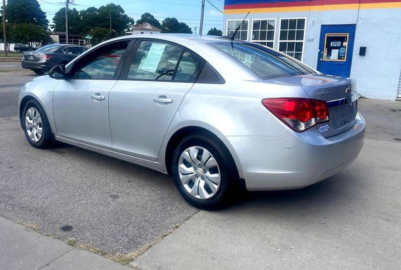 2013 Chevrolet Cruze VIN 1G1PA5SG8D7293669 photo 3