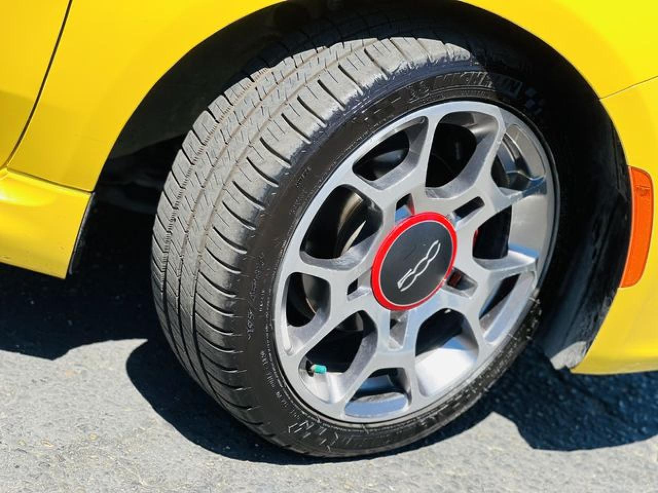 2014 Fiat 500 VIN 3C3CFFBR6ET258127 photo 9