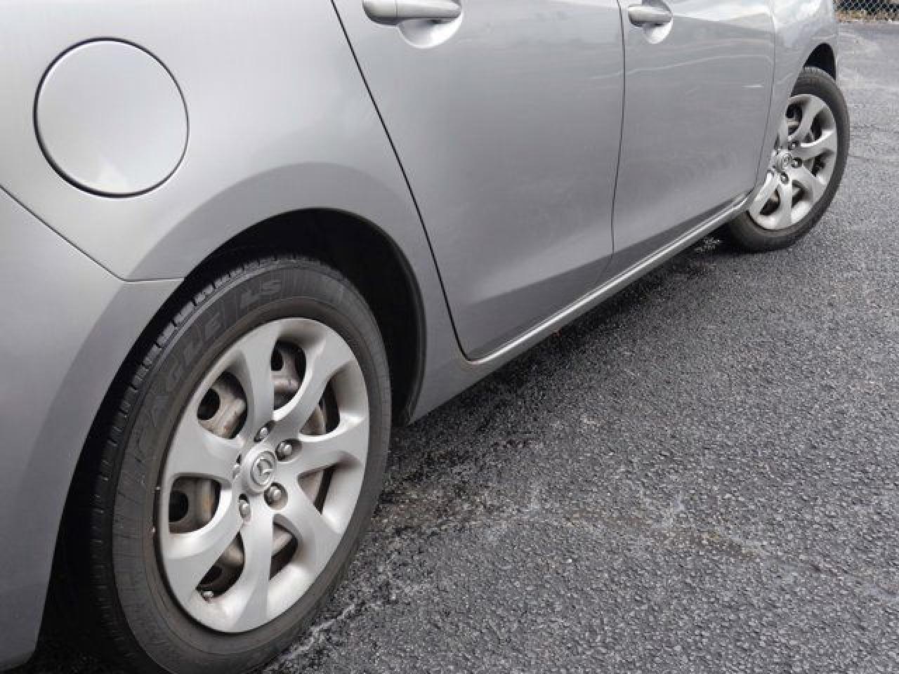 2012 Mazda 3 VIN JM1BL1UG1C1572786 photo 10
