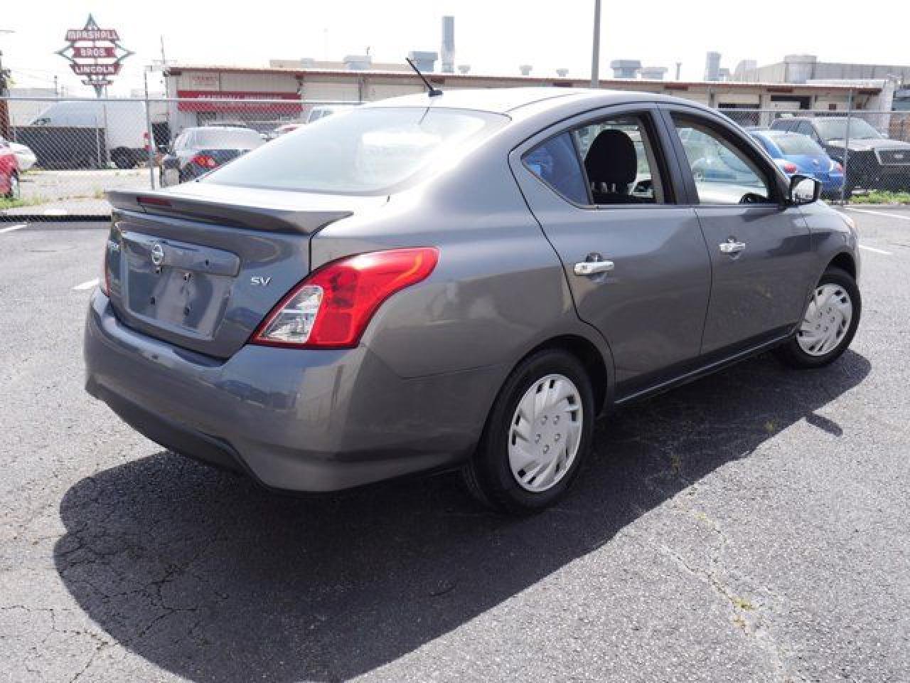 2017 Nissan Versa VIN 3N1CN7AP9HL835745 photo 5