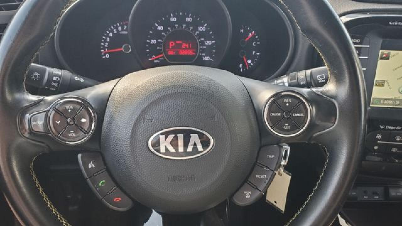 2014 Kia Soul VIN KNDJP3A57E7019882 photo 10