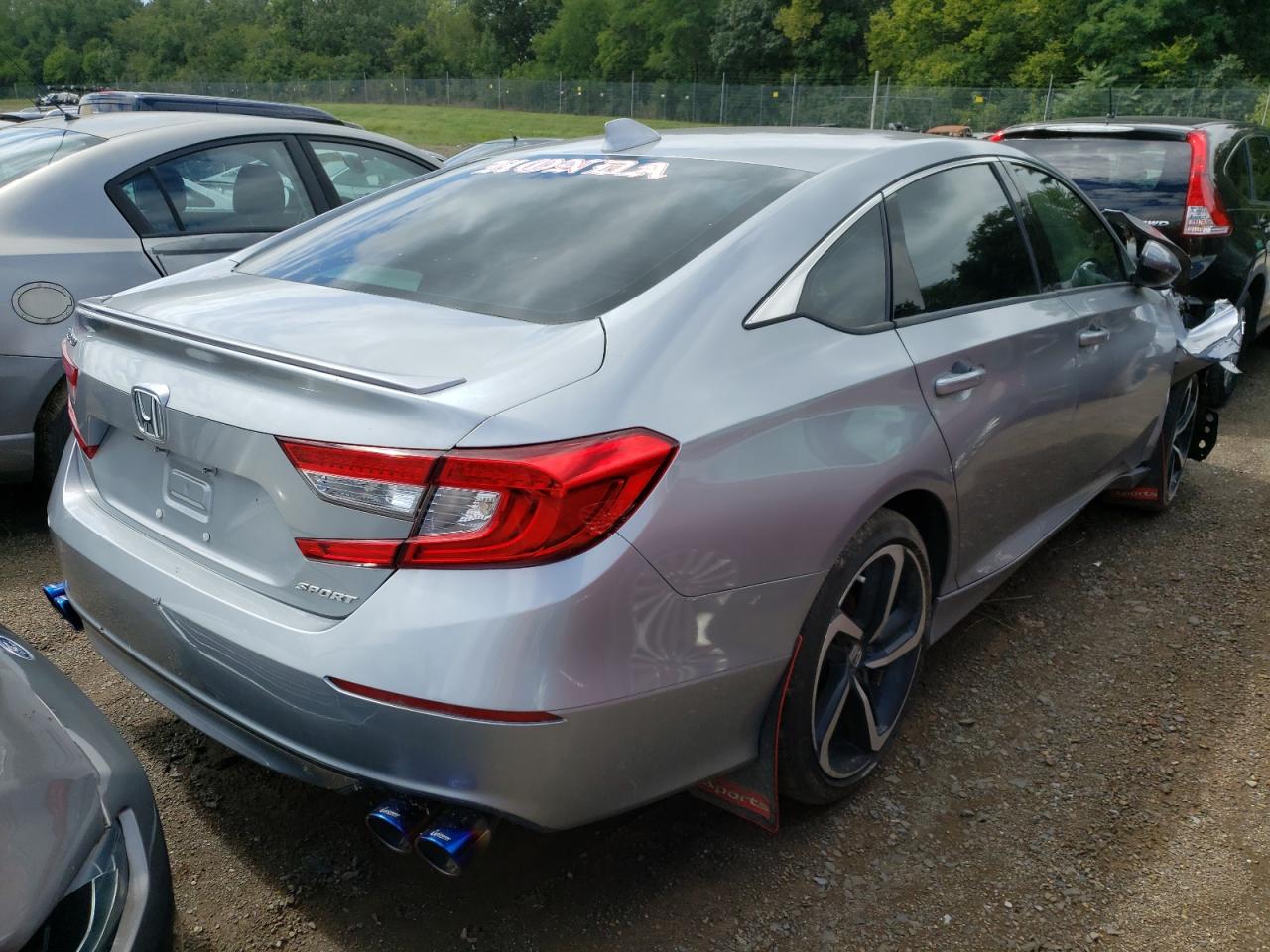 2018 HONDA Accord VIN 1HGCV1F38JA072244 photo 4