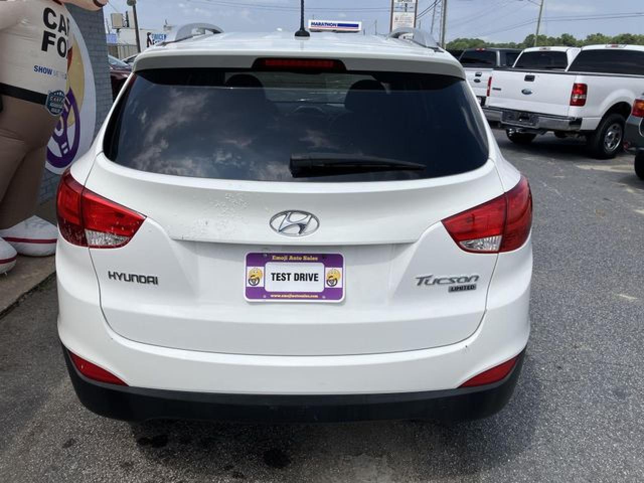 2013 Hyundai Tucson VIN KM8JU3AC7DU692822 photo 12