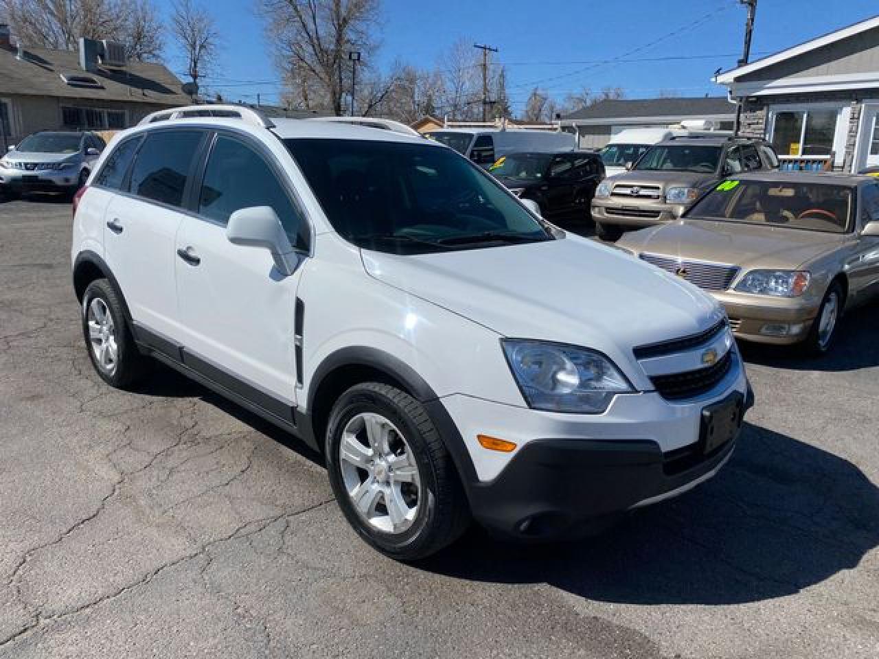 2014 Chevrolet Captiva VIN 3GNAL2EK3ES615134 photo 2