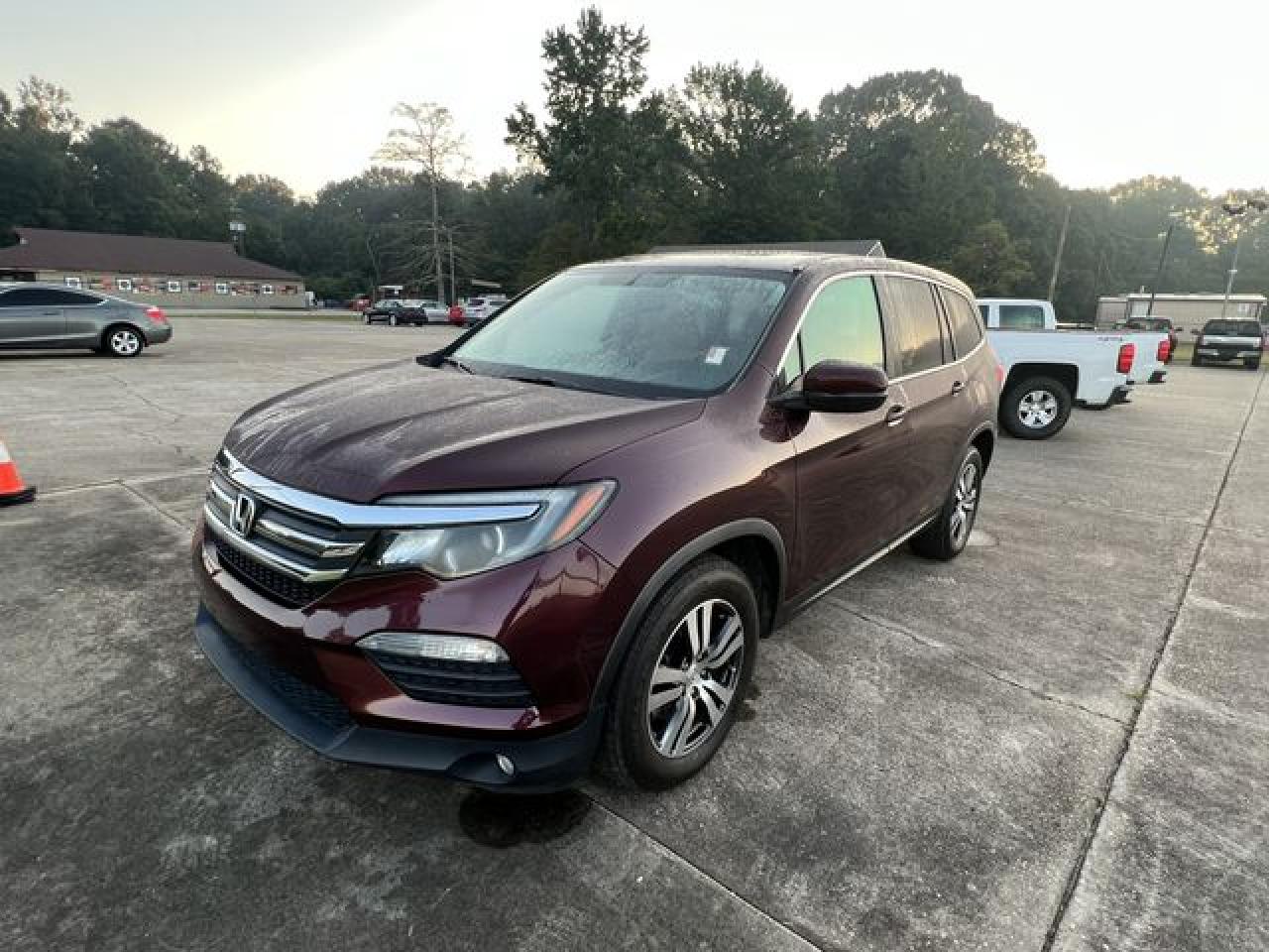 2016 Honda Pilot VIN 5FNYF5H59GB031063 photo 1
