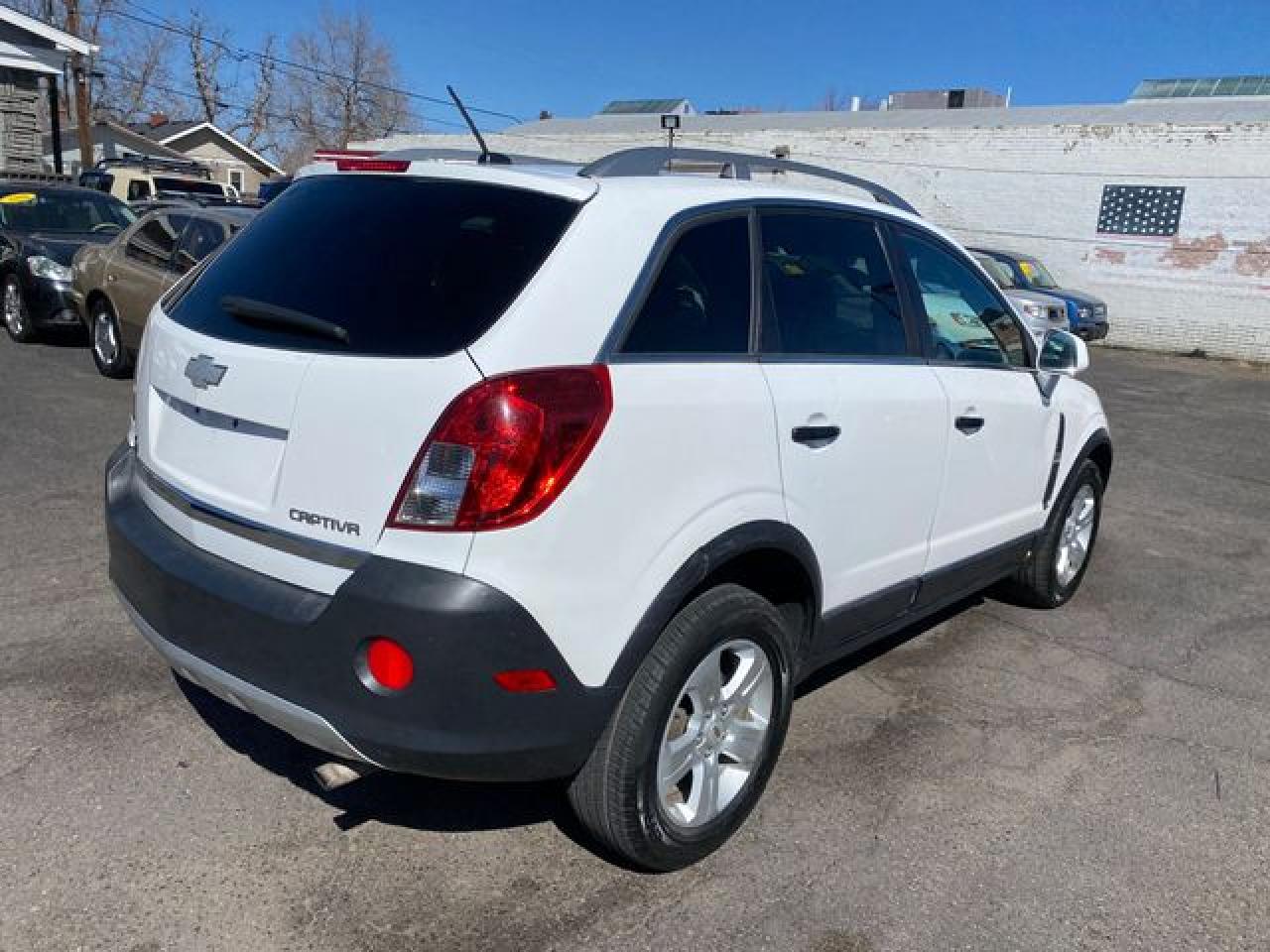 2014 Chevrolet Captiva VIN 3GNAL2EK3ES615134 photo 3